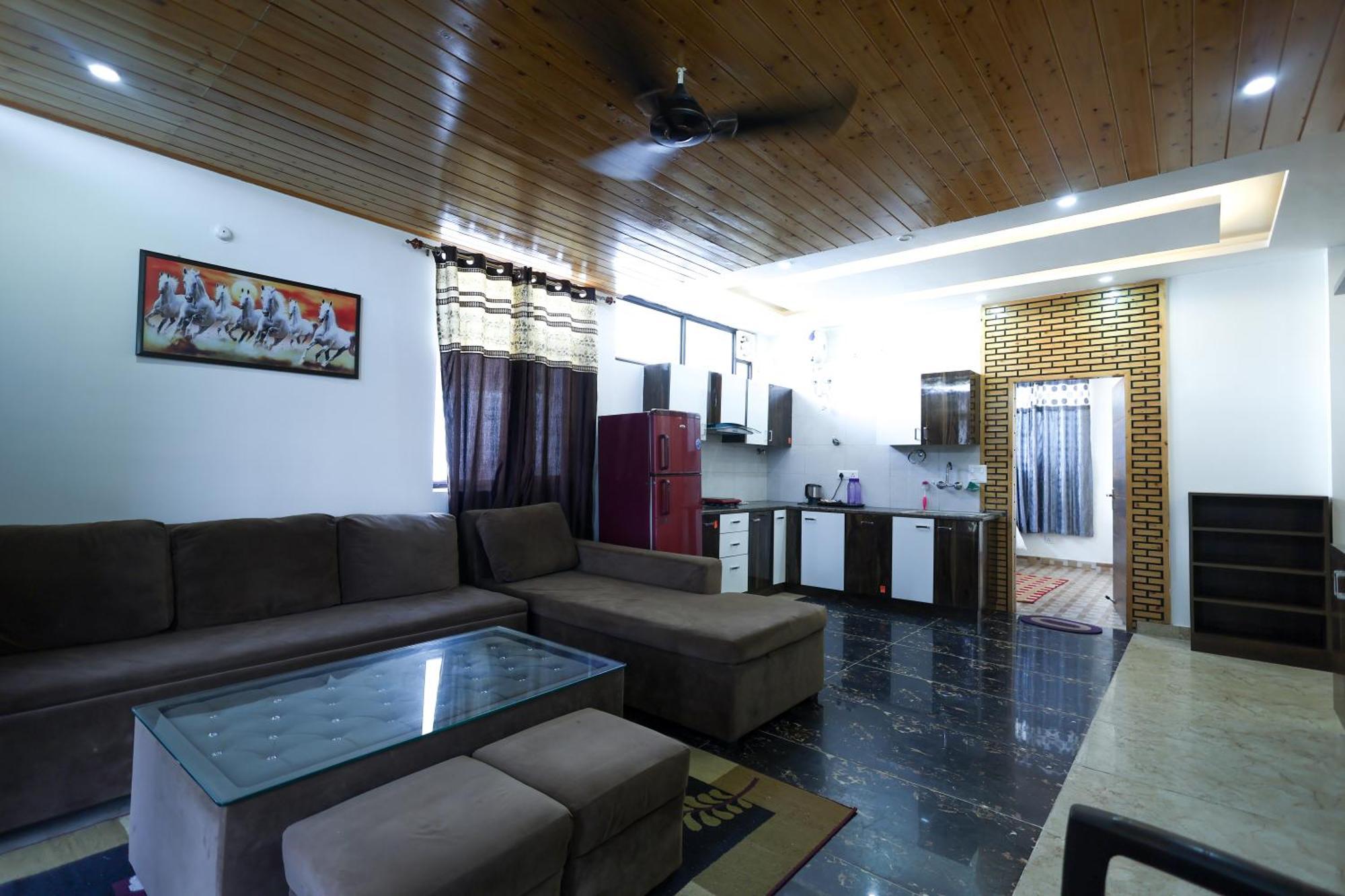 Ferienwohnung Cozy Heavenn 2Bhk I Kasauli I Mountain View 93O68I282O Exterior foto